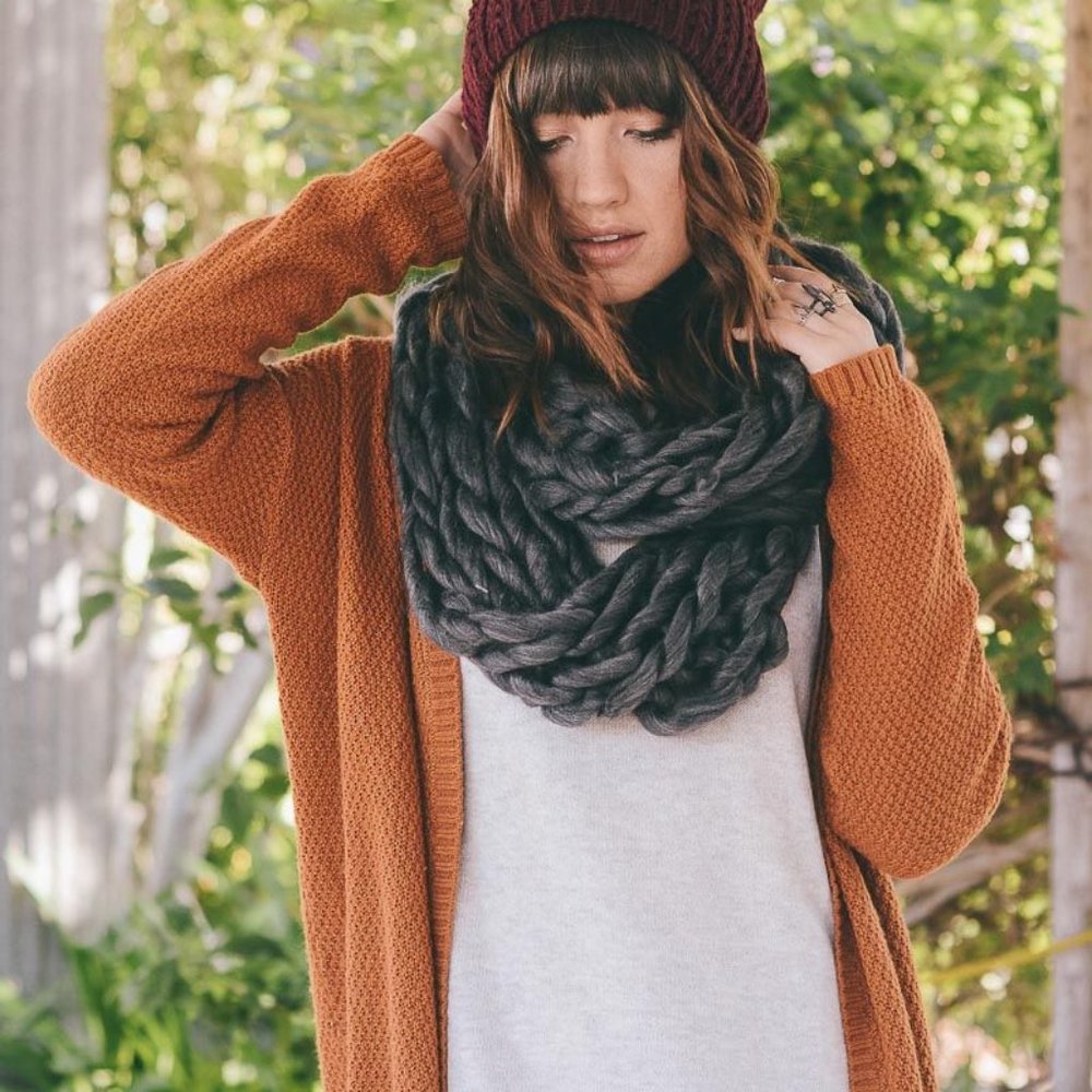 Ultra Soft Chunky Infinity - Picture 2 of 16